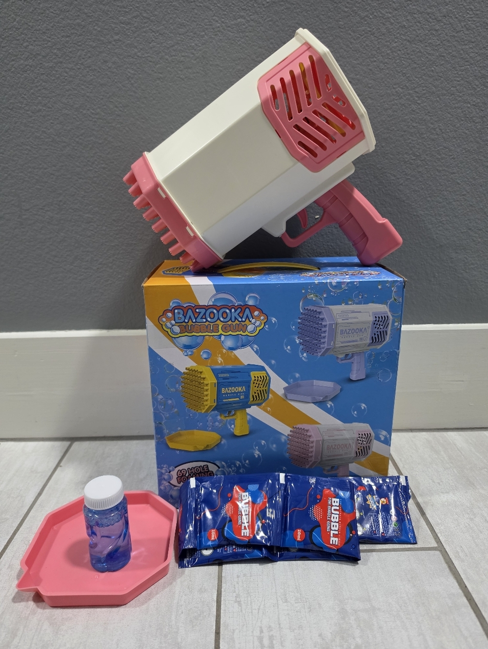 BAZOOKA BUBBLE GUN with LED Lights in Pink - ALL Accessories Included